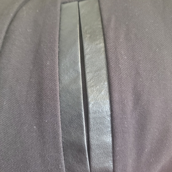 Cabi Women's Sz S Tailor Coat Black Knit Jacket Faux Leather Trim Moto #3351 - Picture 4 of 7